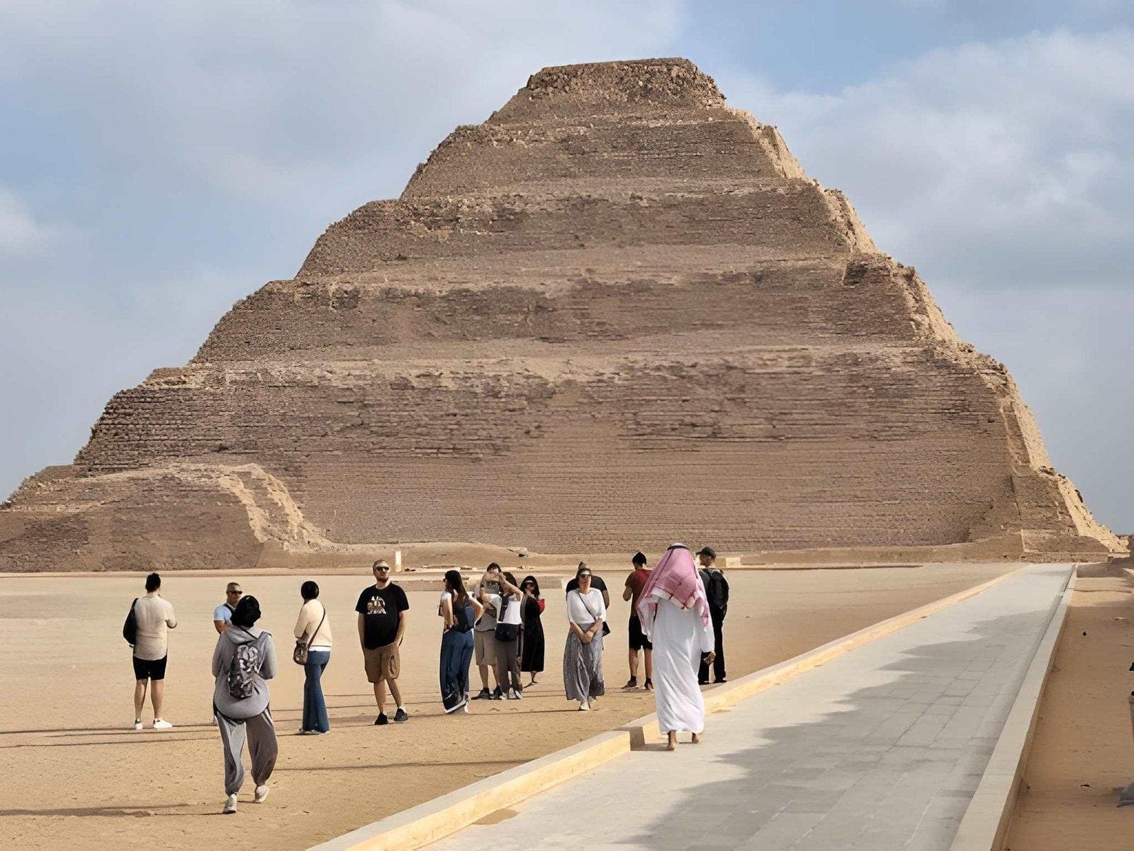 Cairo: Saqqara, Dahshur & Memphis Private Tour with Lunch