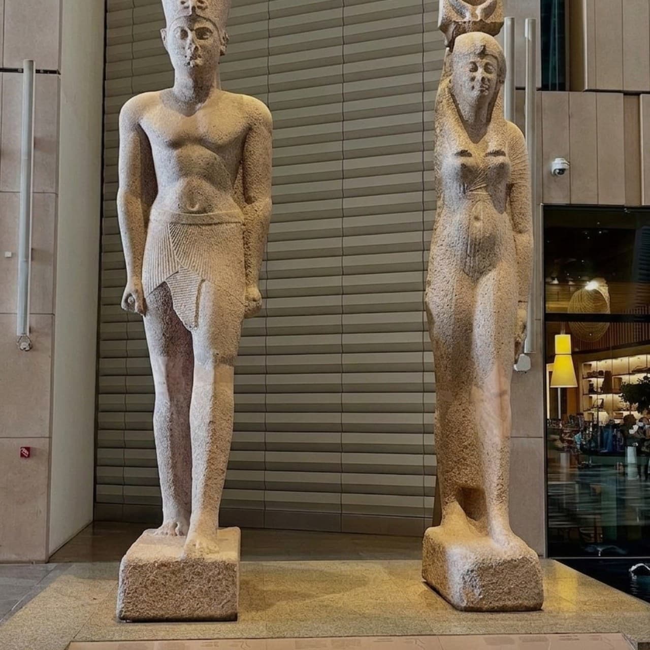 Cairo: Grand Egyptian Museum, Pyramids, Sphinx Tour & Lunch