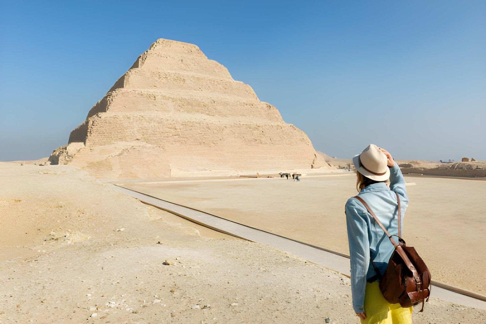 Cairo: Saqqara, Dahshur & Memphis Private Tour with Lunch
